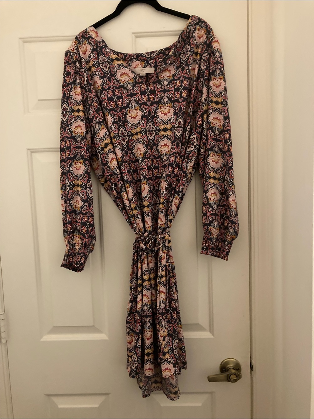 LOFT Plus Navy and Pink Mosaic Pattern Floral Long Sleeve Tie-Waist Dress